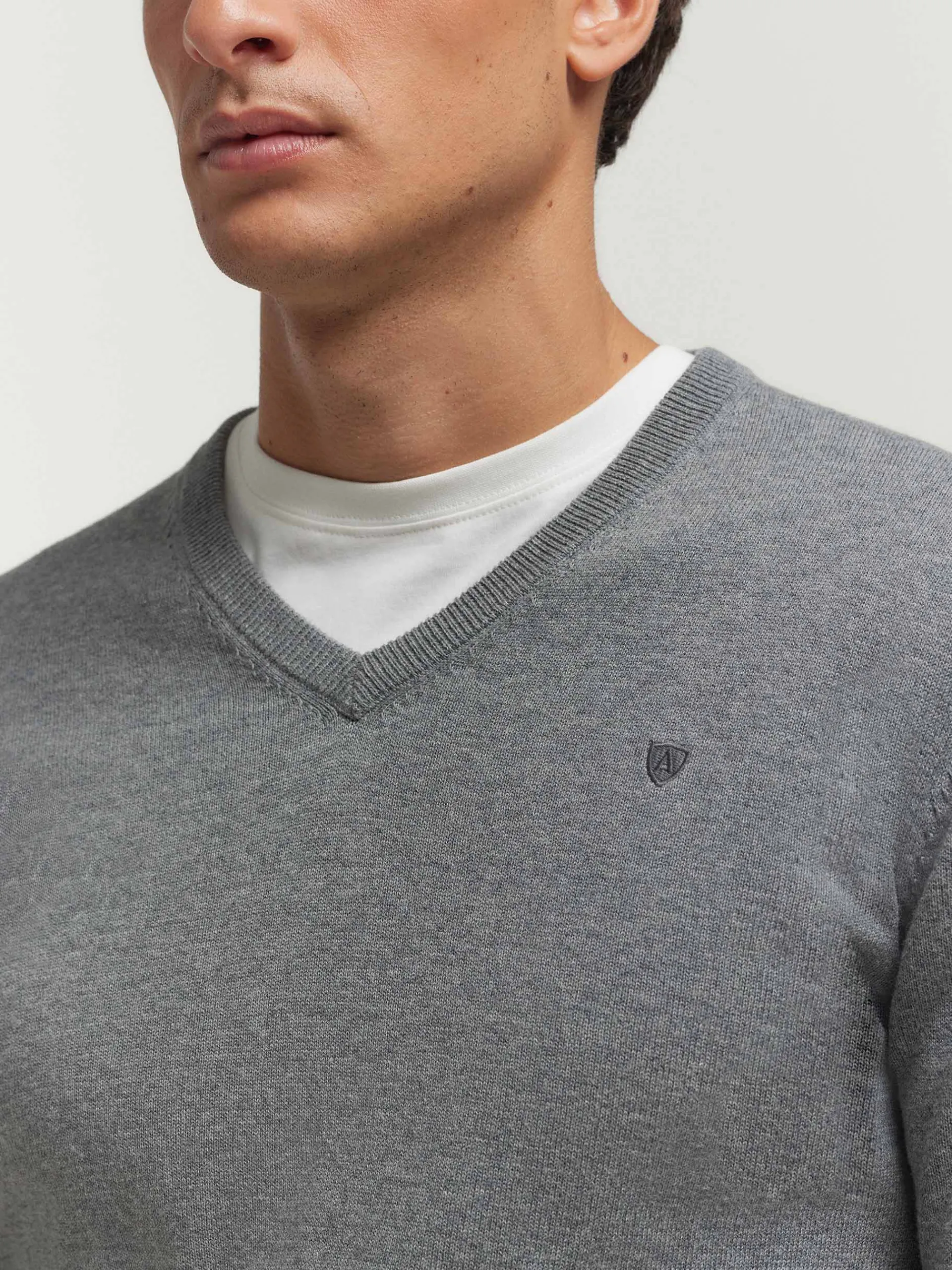 Jerséis-Alvaro Moreno JERSEY V-NECK TRENDY Gris
