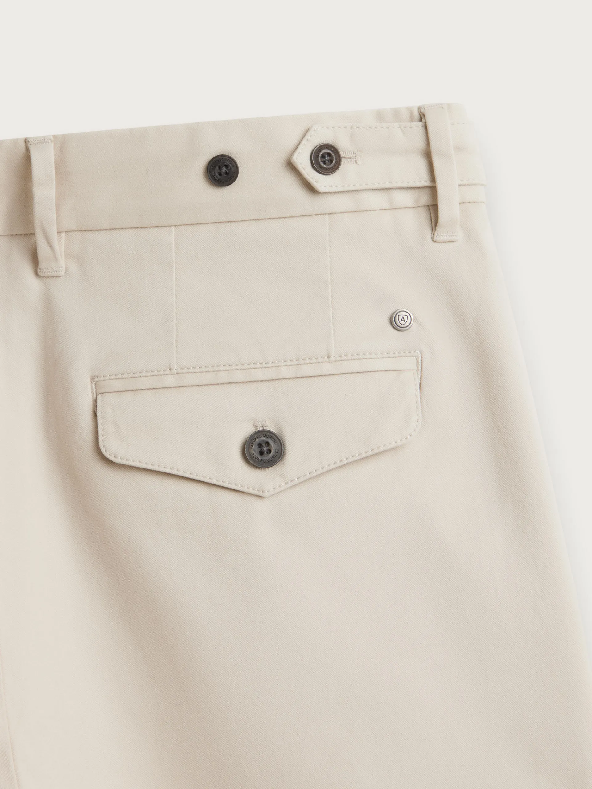 Chino-Alvaro Moreno PANTALON CARROT Crudo