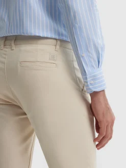 Chino-Alvaro Moreno PANTALON ELVIS Crudo