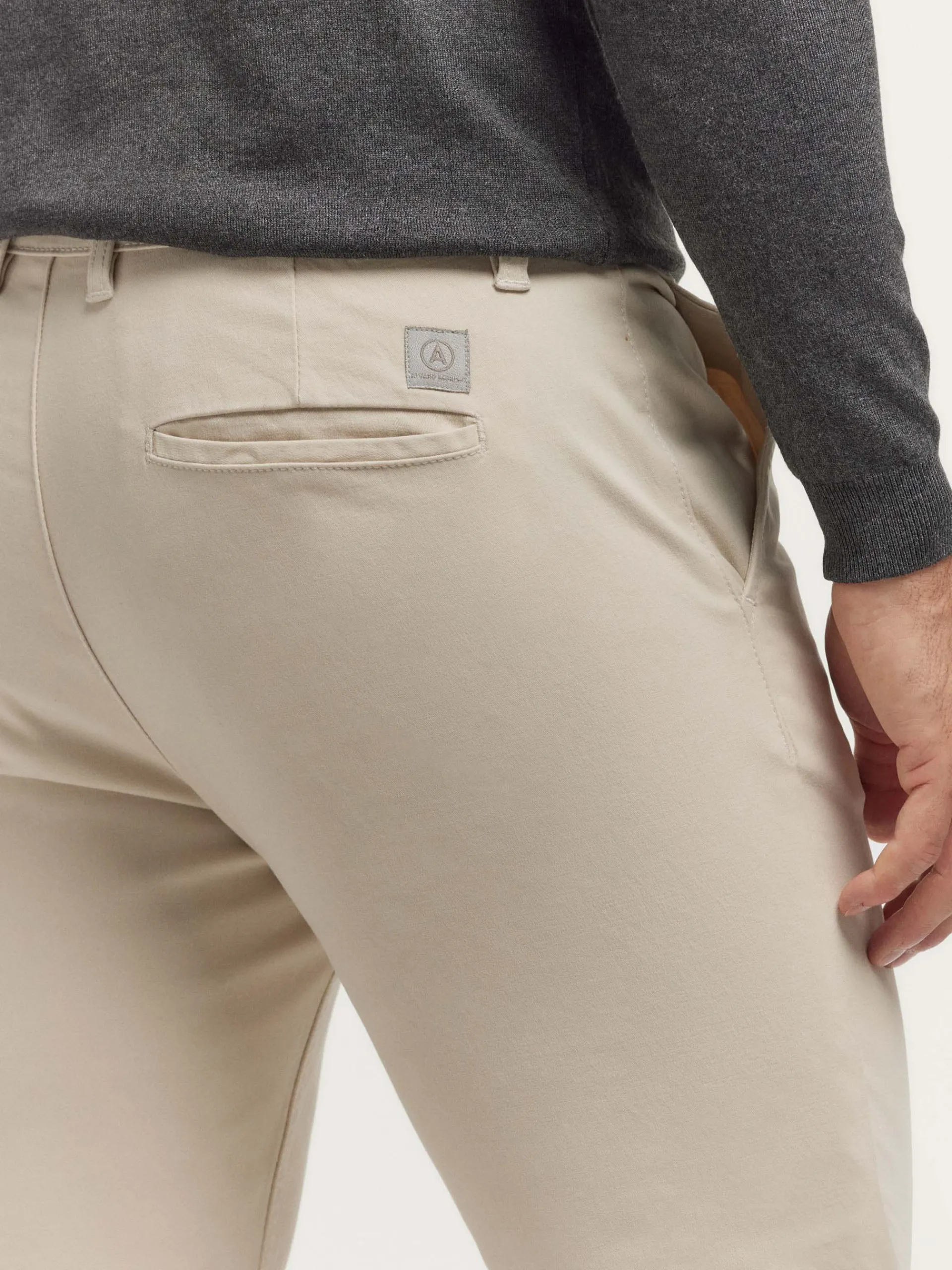 Chino-Alvaro Moreno PANTALON ELVIS Piedra