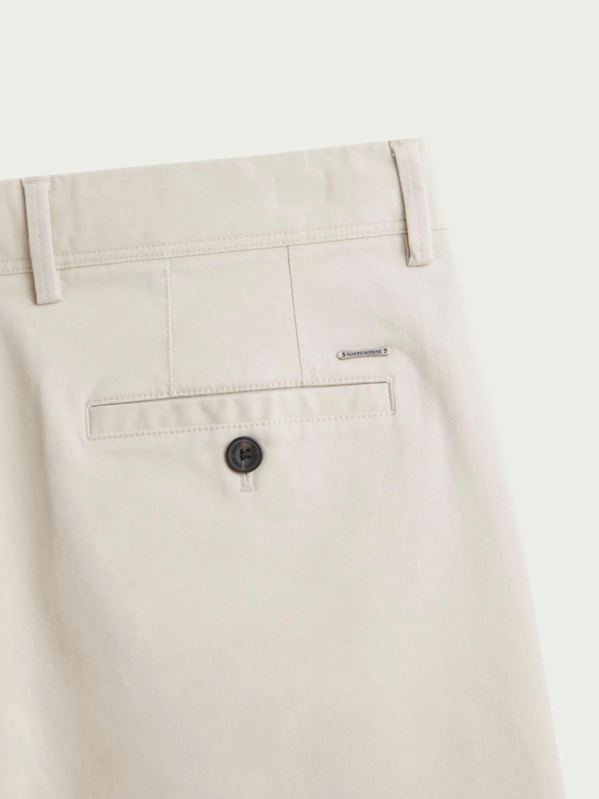 Chino-Alvaro Moreno PANTALON SLOT Crudo