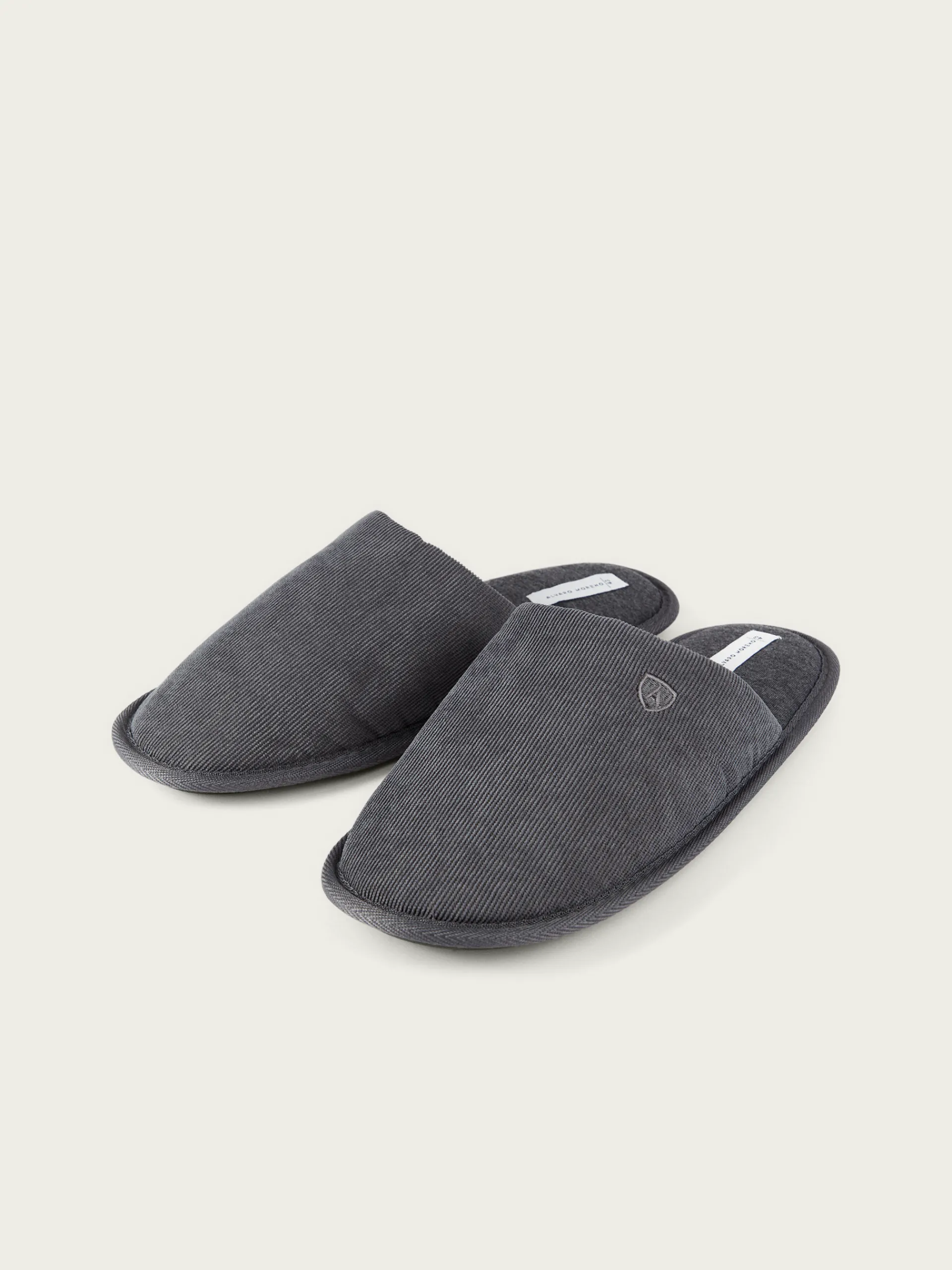 Zapatillas-Alvaro Moreno ZAPATILLAS PANA Gris